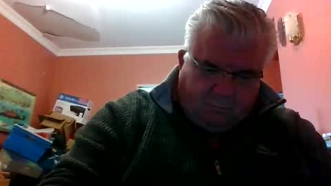 pete112991 online show from May 31, 2026, 2:13 pm