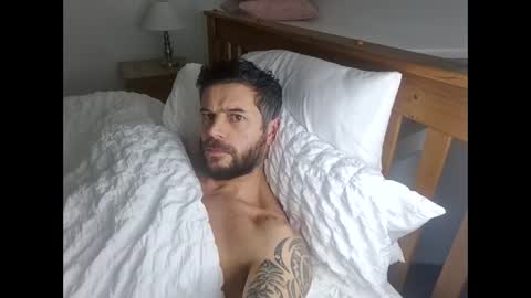 Snapshot of pete_le_meat chatting on January 13, 2026, 10:15 pm pete_le_meat online show from January 13, 2026, 10:15 pm