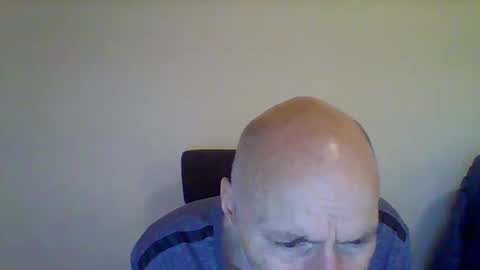 peter19599 online show from September 24, 2025, 5:38 pm