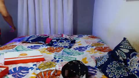 peter online show from October 14, 2025, 3:40 am