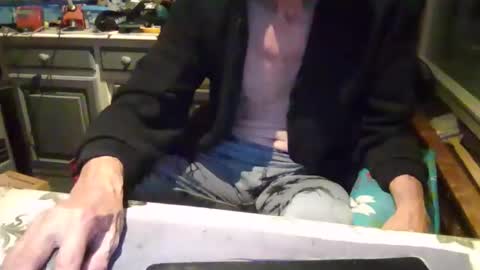 Snapshot of peter_on_kik chatting on October 19, 2025, 3:51 am make me cum in pvt dutch german daddy c2c bigcock online show from October 19, 2025, 3:51 am