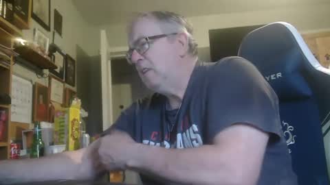 peterinohio57 online show from December 29, 2024, 3:13 pm