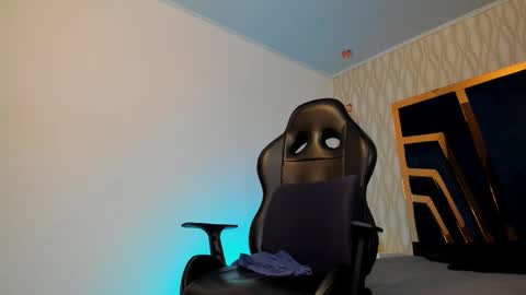 PETES EVANS new account online show from December 5, 2025, 6:00 am