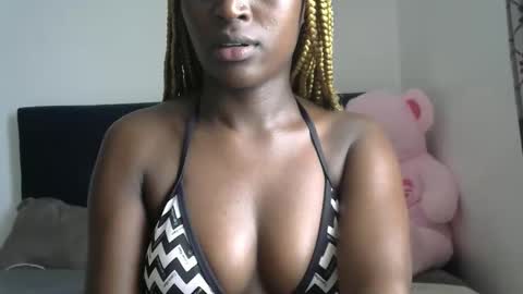 Ashley online show from November 13, 2025, 8:24 am