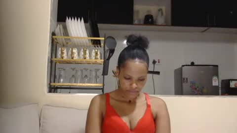 petite_beroh online show from April 13, 2026, 11:21 pm