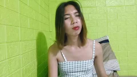 Snapshot of petite_dicklover chatting on January 11, 2025, 6:44 pm Yuriee online show from January 11, 2025, 6:44 pm