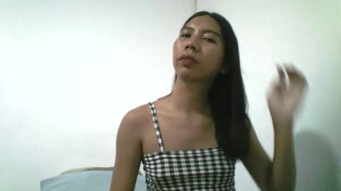 Yuriee online show from June 8, 2026, 11:16 pm