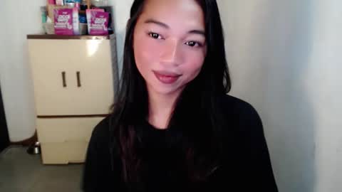 petite_mary69 online show from June 11, 2026, 12:08 am