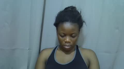 petite_melan online show from September 22, 2025, 12:51 pm