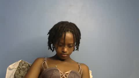 Snapshot of petite_star2 chatting on February 2, 2026, 12:48 pm petite_star2 online show from February 2, 2026, 12:48 pm