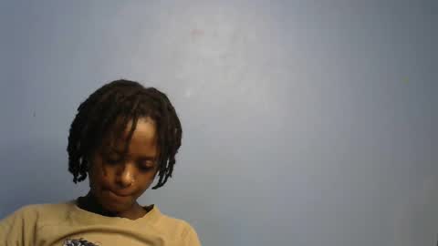 Snapshot of petite_star2 chatting on February 3, 2026, 6:22 am petite_star2 online show from February 3, 2026, 6:22 am