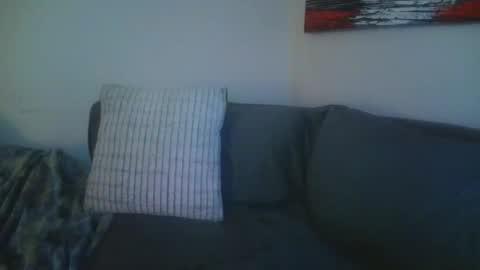 petite treat  online show from February 14, 2026, 2:19 am