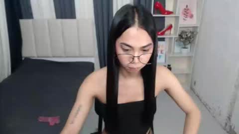 Snapshot of petiteasianyukie chatting on October 17, 2025, 6:54 pm Yukie online show from October 17, 2025, 6:54 pm