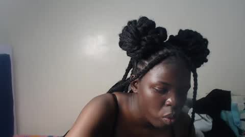 petitebeautyy online show from June 4, 2026, 1:39 pm
