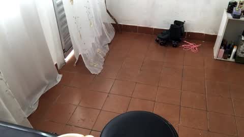 Mlian online show from April 6, 2026, 1:23 pm