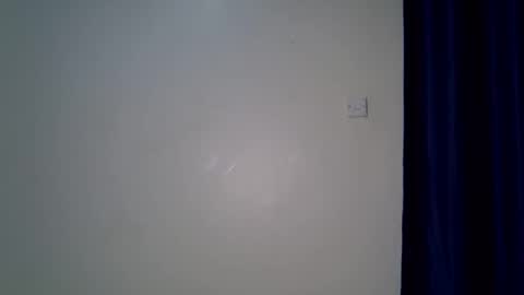 Snapshot of petitekittyy chatting on February 11, 2026, 2:33 pm Kitty online show from February 11, 2026, 2:33 pm