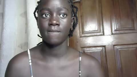 petitte_gyaal online show from January 12, 2026, 4:01 pm