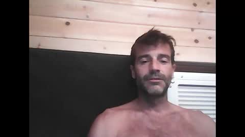 Snapshot of petterr86 chatting on February 8, 2025, 1:00 am petterr86 online show from February 8, 2025, 1:00 am