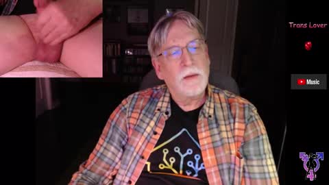 Snapshot of pghk2000 chatting on February 19, 2025, 5:38 am George online show from February 19, 2025, 5:38 am