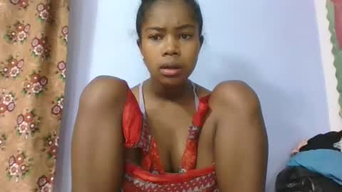 phania185885 online show from March 29, 2026, 3:45 pm