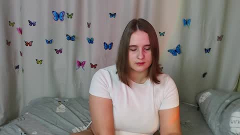 Snapshot of phantommira chatting on January 22, 2025, 6:20 pm phantommira online show from January 22, 2025, 6:20 pm