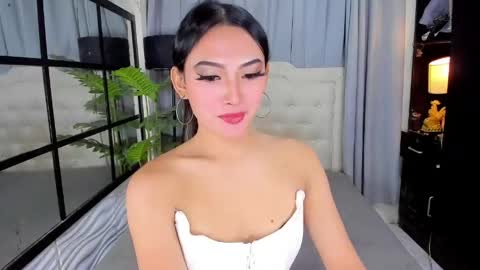 phenomenal_ivy online show from June 6, 2026, 2:44 pm