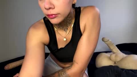 PHILLIP online show from September 22, 2025, 11:45 am