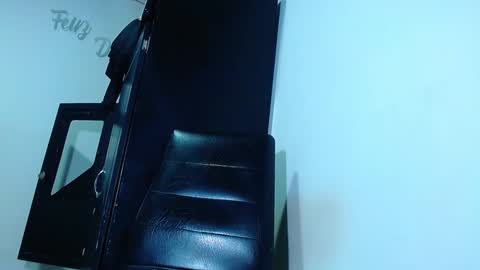 AdnierGnz online show from March 5, 2025, 12:11 pm