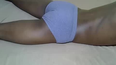 Snapshot of phoenixloverz chatting on March 26, 2026, 8:20 am phoenixloverz online show from March 26, 2026, 8:20 am