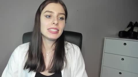 P I A online show from December 3, 2025, 10:19 pm