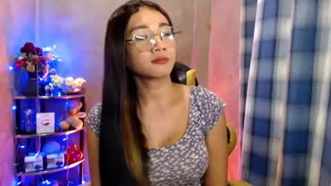Pia online show from June 9, 2026, 2:34 am