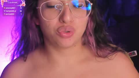  PIA FISHER  online show from February 9, 2025, 5:08 am