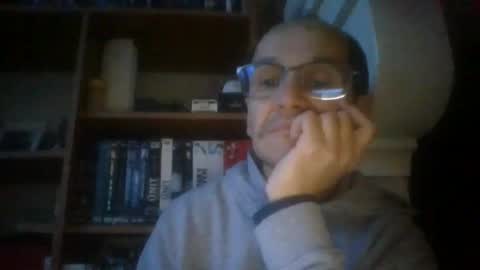 Snapshot of pichoun71 chatting on February 7, 2025, 5:07 pm pichoun71 online show from February 7, 2025, 5:07 pm