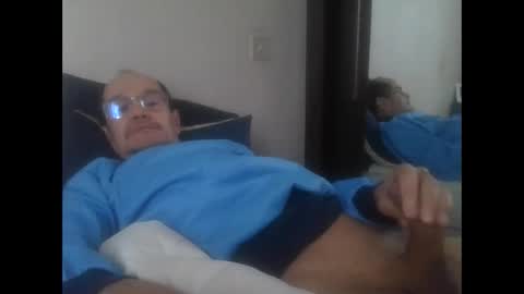 Snapshot of pichoun71 chatting on February 22, 2025, 7:56 am pichoun71 online show from February 22, 2025, 7:56 am