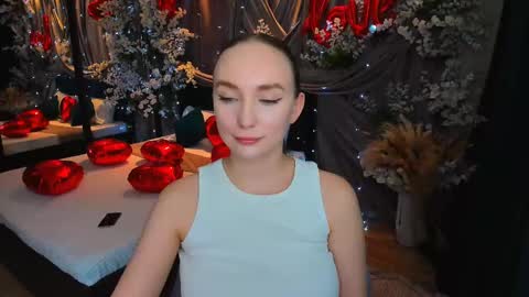 Emelie online show from February 16, 2025, 4:32 pm