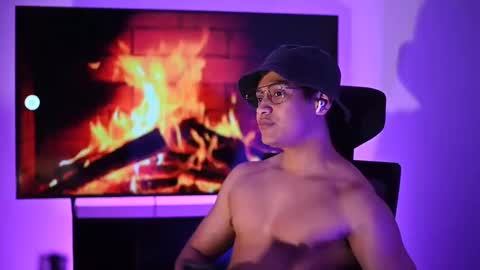 pierosouza online show from December 8, 2024, 3:21 am