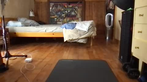 pierrohhh online show from October 23, 2025, 8:35 am