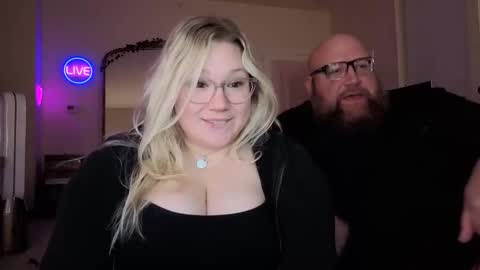 Snapshot of piggyrose chatting on March 28, 2026, 2:00 am Piggy Rose online show from March 28, 2026, 2:00 am