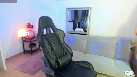 PiinkPandora online show from September 15, 2025, 9:15 pm