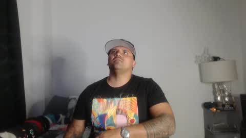 pikoro_gomez online show from December 21, 2024, 1:36 am