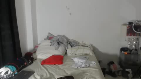 pikoro_gomez online show from January 25, 2025, 1:32 am