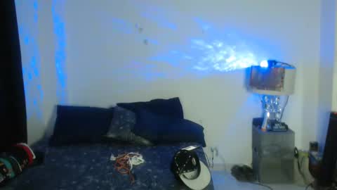 pikoro_gomez online show from February 5, 2025, 2:19 am