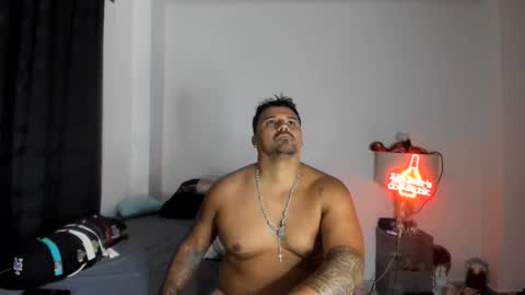 pikoro_gomez online show from June 10, 2026, 2:56 am