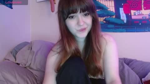 PilloGoddess online show from March 9, 2025, 9:02 am