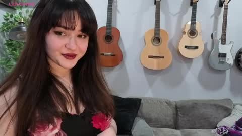 PilloGoddess online show from April 3, 2026, 12:14 pm