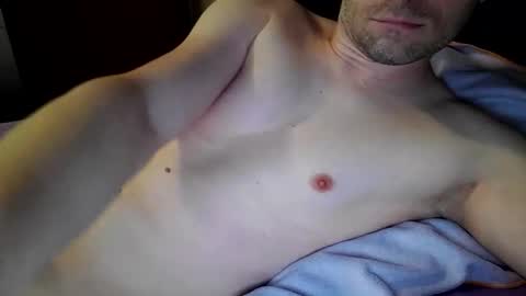 Bee online show from October 1, 2025, 8:42 am