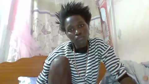pinah1997 online show from June 8, 2026, 11:05 pm