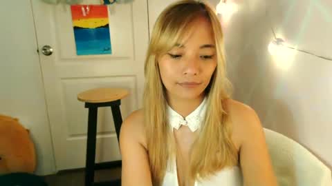 Snapshot of pinay_beauty14 chatting on March 4, 2025, 10:27 pm pinay beauty14 online show from March 4, 2025, 10:27 pm