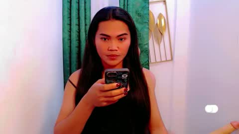 Snapshot of pinay_cristine chatting on November 18, 2025, 3:49 pm pinay_cristine online show from November 18, 2025, 3:49 pm