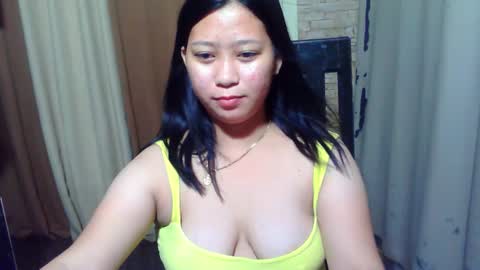 Snapshot of pinay_dhalia chatting on October 11, 2025, 10:47 am Dhalia online show from October 11, 2025, 10:47 am